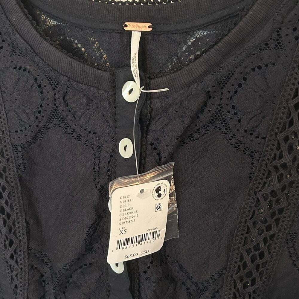 NWT Free People Women's Black Lace Sleeveless Button Up Top Size Extra Small